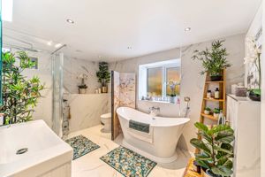 Photo 32- click for photo gallery